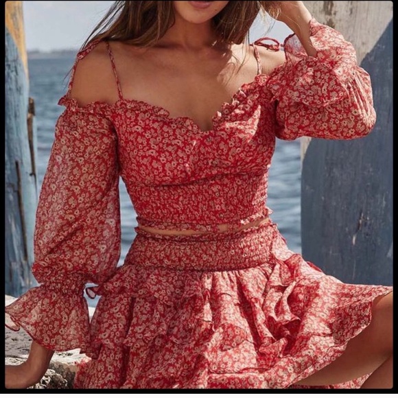 The Jetset Diaries Love is in the Air Top🌹 - Picture 2 of 4